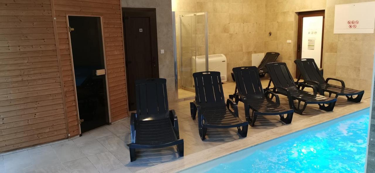 Balaton&Center Wellness Apartman Siofok Bagian luar foto